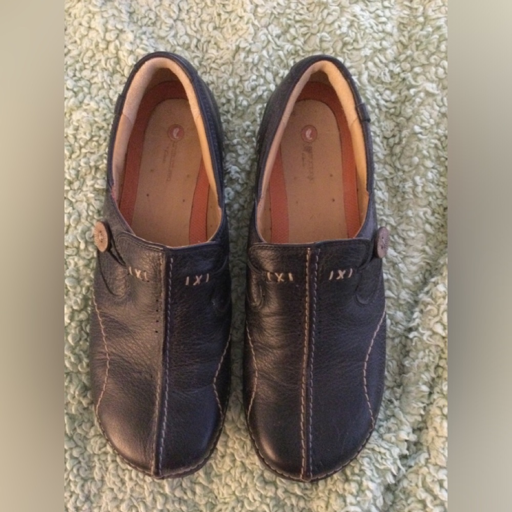 Clarks Unstructured black leather shoes 8.5m